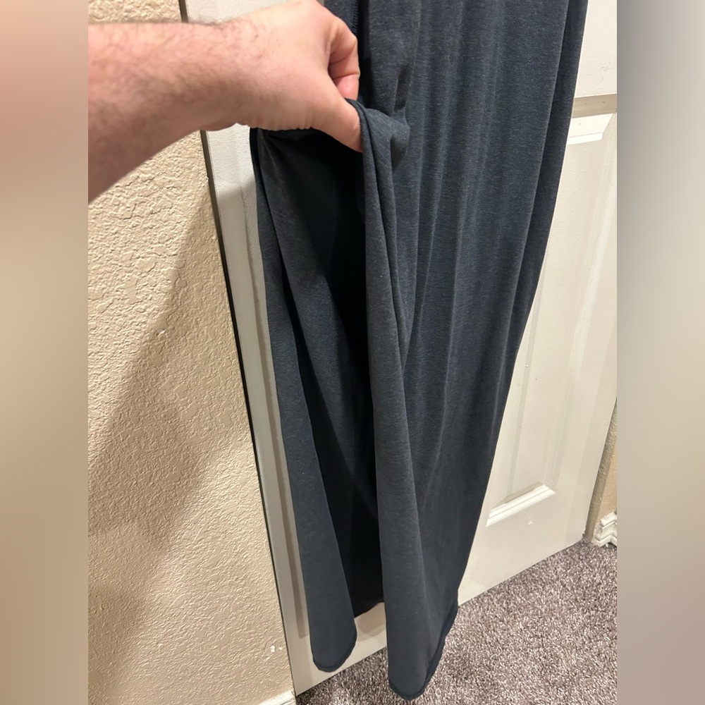 Lululemon Refresh Maxi Dress in Charcoal ,size 6 - Picture 11 of 11
